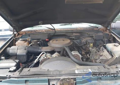 1994 GMC Suburban K1500 из США, поврежденный, VIN 1GKFK16K9RJ752200